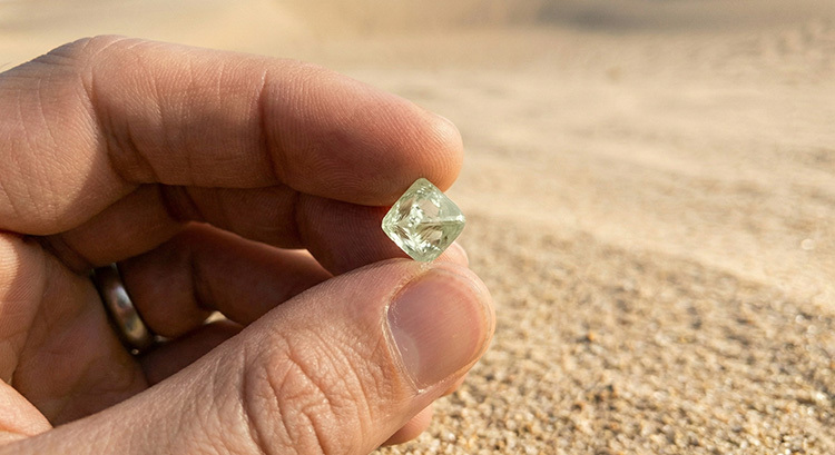 Rough Natural Green Diamond